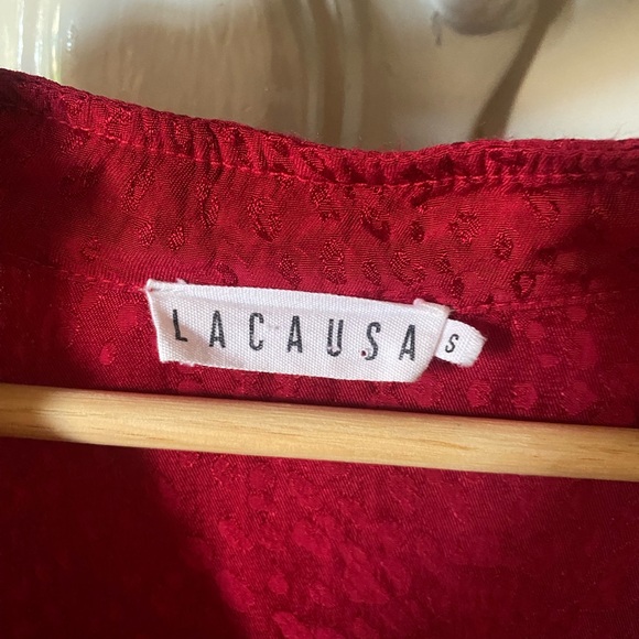 LACAUSA Anthropologie Imelda Raspberry Red Silky Tiered Midi Dress - Picture 6 of 8